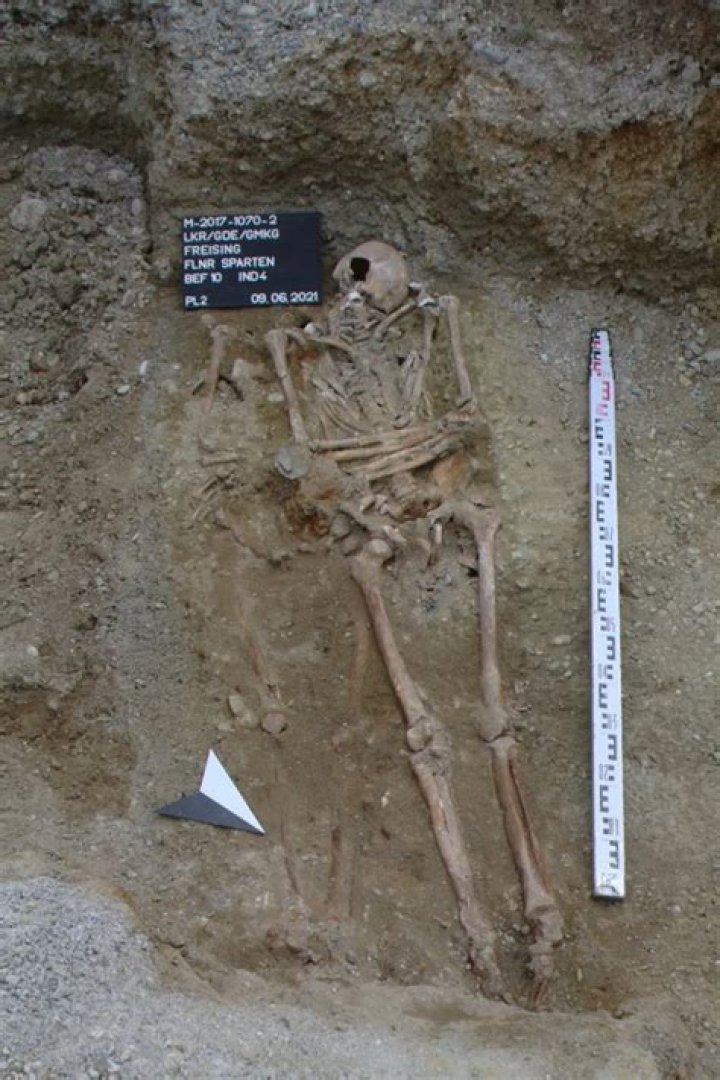 400-Year-Old Skeleton With Prosthetic Hand Found In Germany