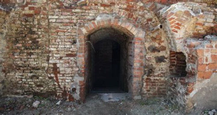 A Tunnel Was Discovered Under The Ruins Of A Polish Palace