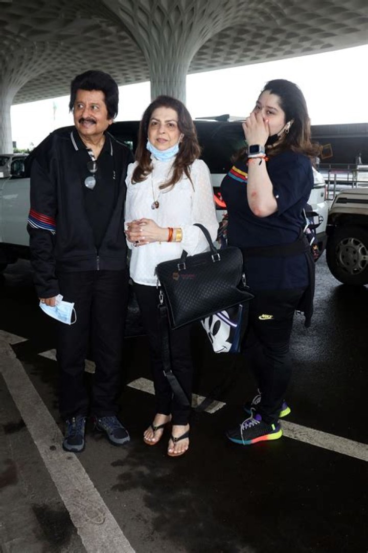Age, Husband, Family & BIO Of Pankaj Udhas' Daughter