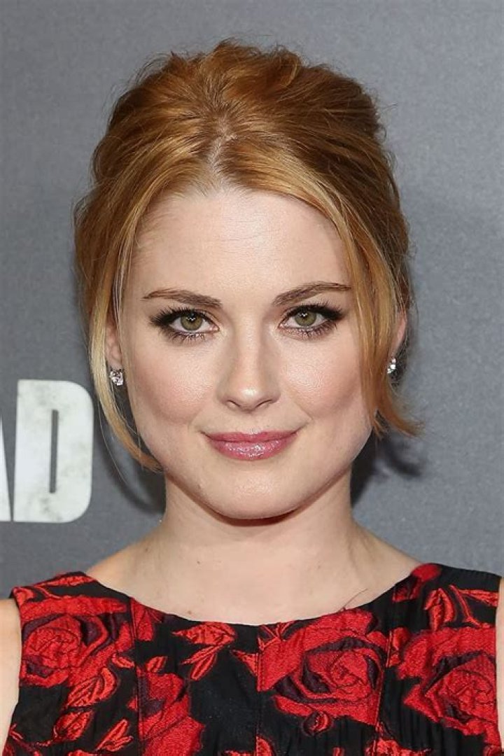 Alexandra Breckenridge