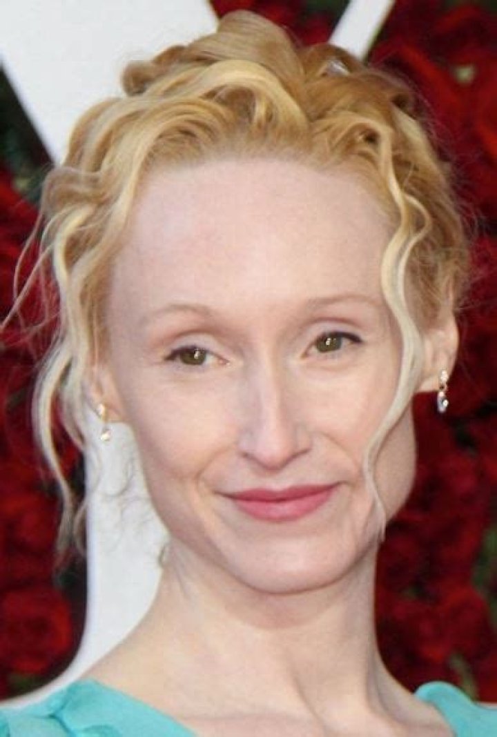 Angela Christian Age, Husband, Biography, Wiki, Net worth, Kids, Family, Height, Boyfriend & More