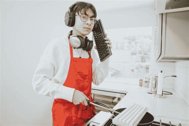 B. J. Novak Bio & Wiki: Net Worth, Age, Height & Weight