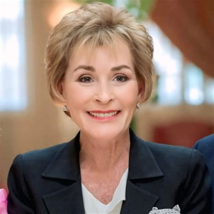 Biography, Age, Parents, Salary, TV Shows, Height & More