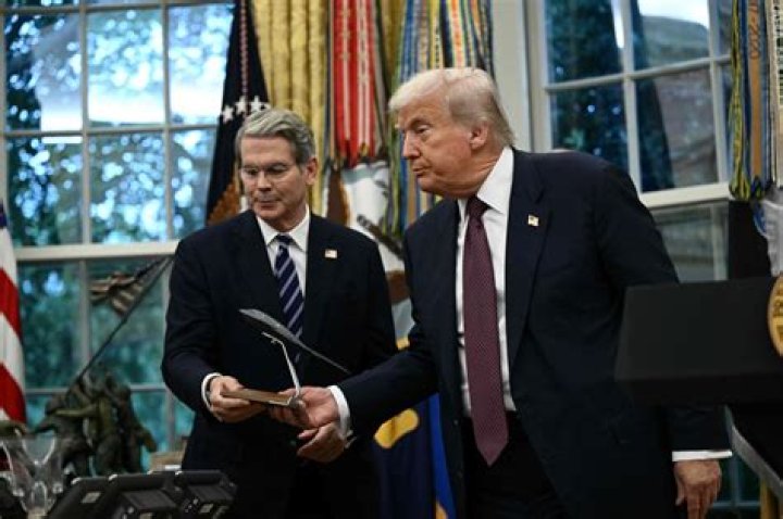 Blaine Trump – Celebsgraphy