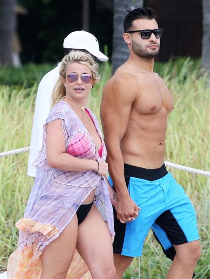 Britney Spears Rocks Red Bikini Alongside Shirtless Boyfriend Sam Asghari Amid Conservatorship Drama