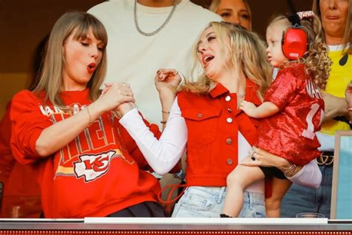 Brittany Mahomes Welcomes Taylor Swift Into K.C. Chiefs’ WAGs Club in 1st Instagram Post