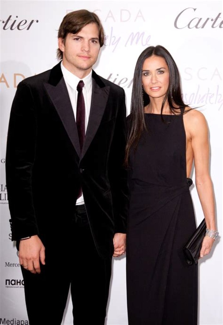 Did Ashton Kutcher Cheat on Demi Moore? Actor Addresses Rumors in Acceptance Speech