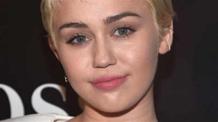 Did Miley Cyrus Get Plastic Surgery? New Instagram Photo Fuels Boob Job Rumors