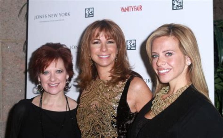 Dina Manzo Net Worth 2023: What Is The "RHONJ" Star Worth?