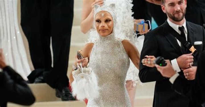 Doja Cat Dazzles Fans With New Instagram Post