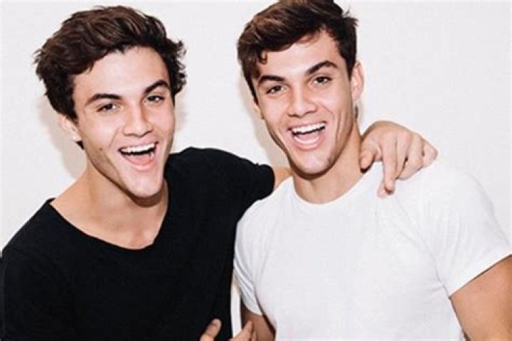 Dolan Twins Wiki, Biography, Age, Height, Salary, Net Worth
