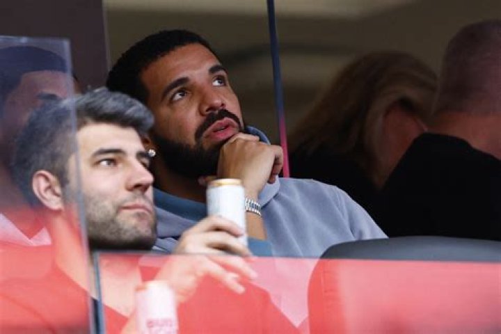 Drake Reveals His Two Favorite Songs In His Discography