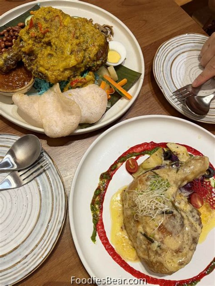 Eat Like Sofia Richie! Check Out the Model’s Favorite Meals for Breakfast, Lunch and Dinner