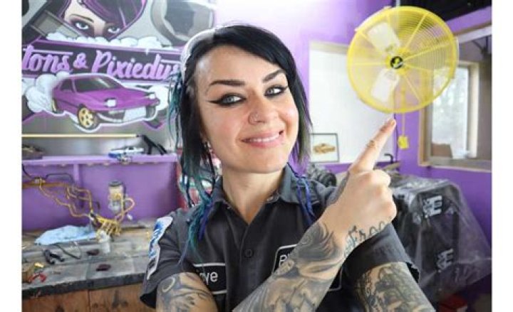 Faye Hadley Husband Brandon Hadley and Kids. Wikipedia Biography.