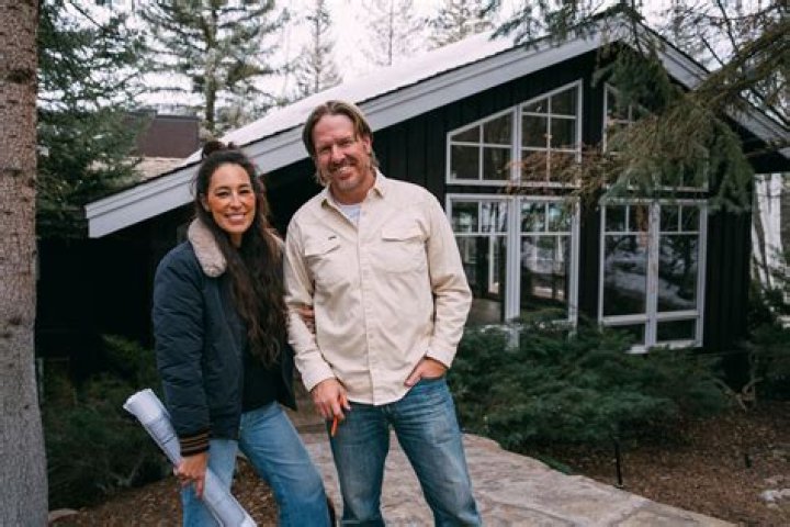 ‘Fixer Upper’ Star Clint Harp Has His Own DIY Show — Plus More on the Gaines’ Carpenter!