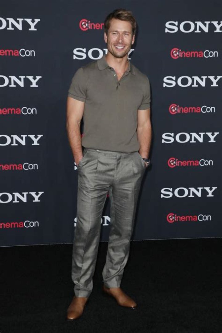 Glen Powell Has a ~Top~ Net Worth Compared to Other Actors! See How He Makes His Money