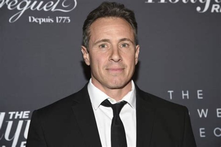How tall is Chris Cuomo