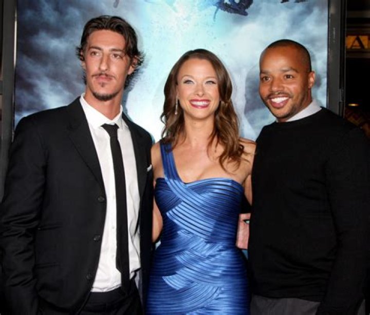 How tall is Donald Faison