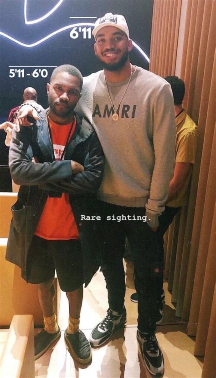 How tall is Frank Ocean