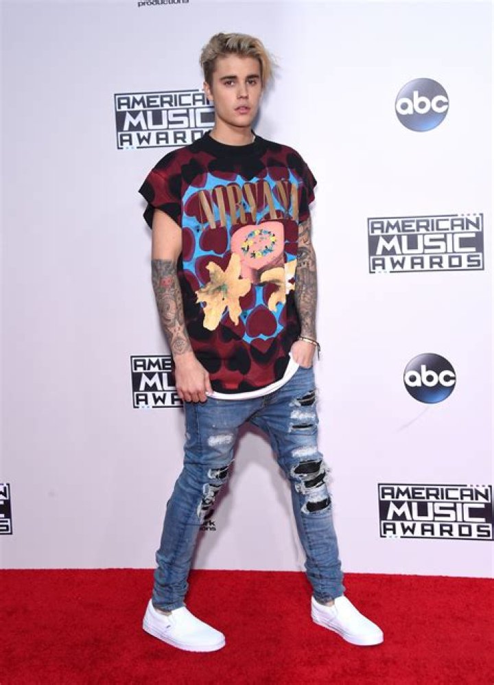 How tall is Justin Bieber - Page 2