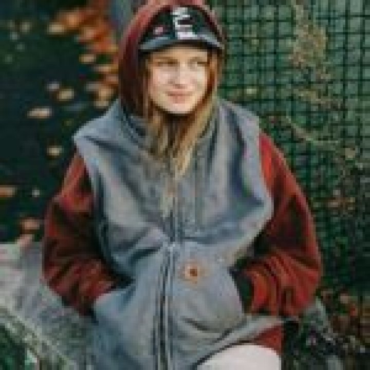 How tall is Marie Ulven Ringheim?