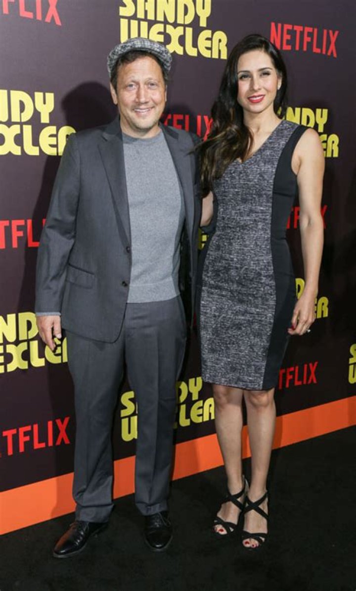 How tall is Rob Schneider