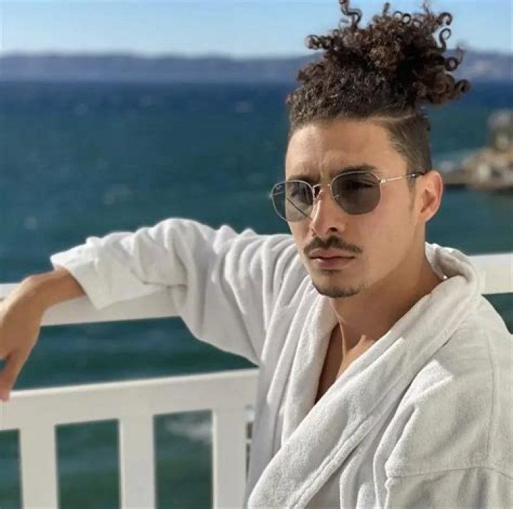 Ichem Bougheraba Age