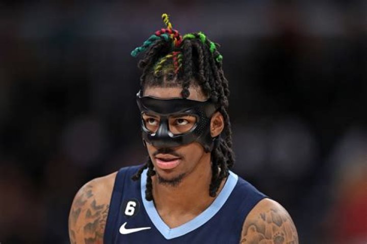 Ja Morant Receives Massive Standing Ovation