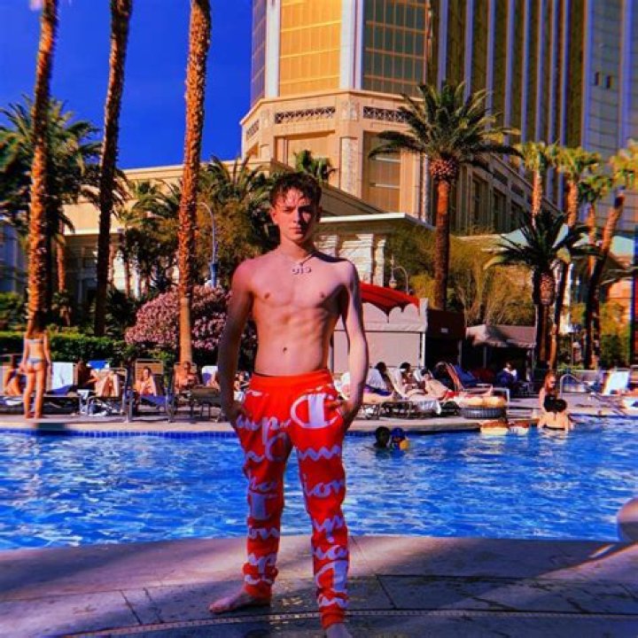 Jojo Tua Biography | Age, Wiki, Net worth, Bio, Height, Girlfriend?|