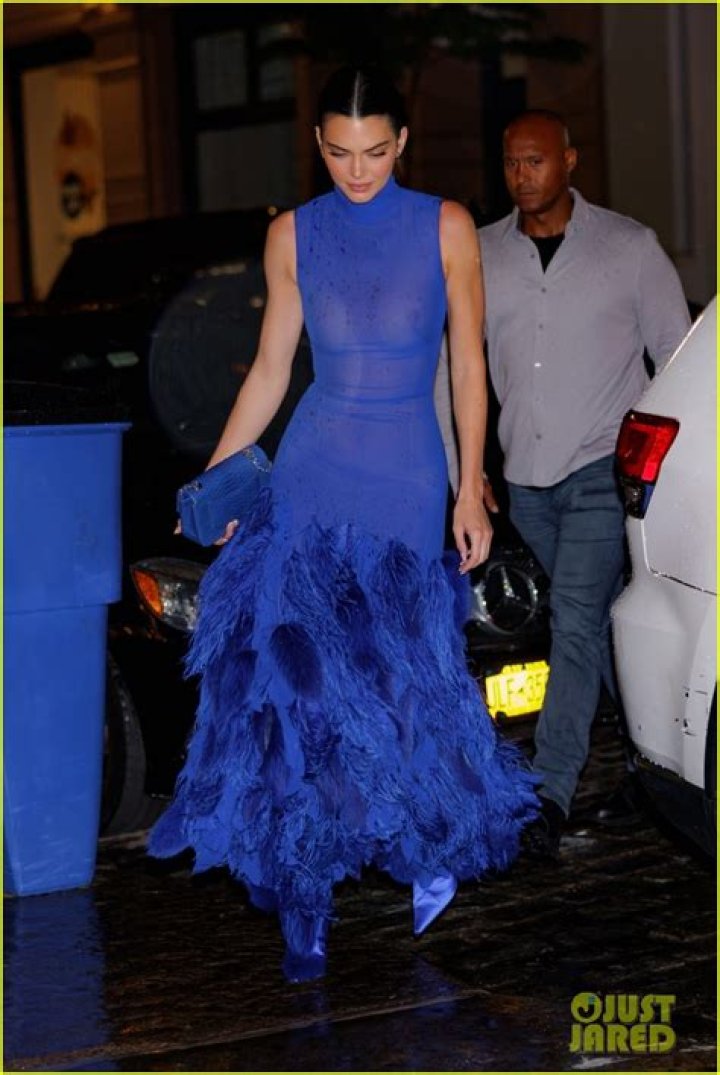 Kendall Jenner Just Shared the Most #Relatable Post About Pregnancy and We Can’t Stop LOL’ing