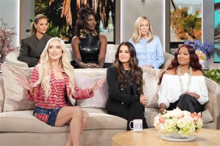 Kyle Richards Claps Back at Lisa Vanderpump After She Calls for ‘RHOBH’ Cast Firing