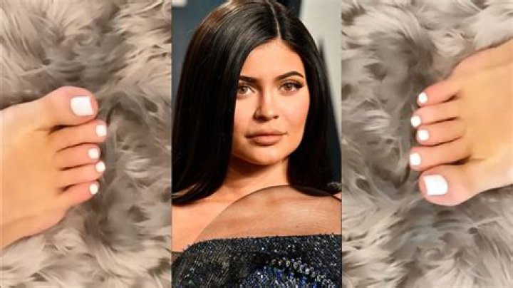 Kylie Jenner Claps Back After Someone Criticizes Her Toes … Yes, You Read That Correctly