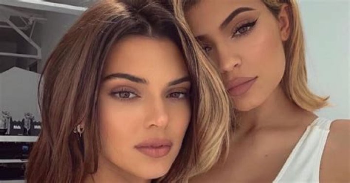 Kylie Jenner Shares a ‘Throwback’ Selfie With Sister Kendall and Her Reason Has Us LOL’ing
