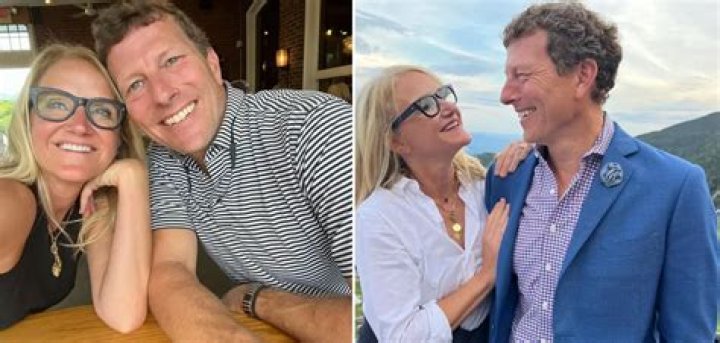 Mel Robbins Is Married To Husband Christopher Robbins. Her Net Worth, Salary, Age 2022