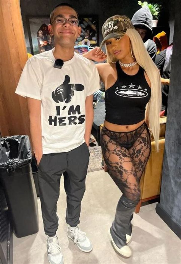 N3ON (YouTuber) Wiki - Age, Net Worth, Girlfriend, Family, Height, BIO