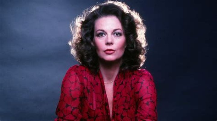 Natalie Wood’s Yacht Captain Claims Actress Was ‘Murdered’ By Robert Wagner On ‘Dr. Phil’ Show