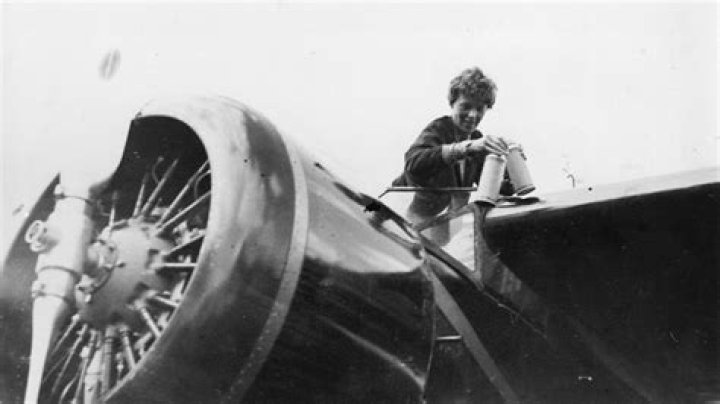 Rare Footage Of Amelia Earhart Landing In Dallas In 1931 Found In Texas