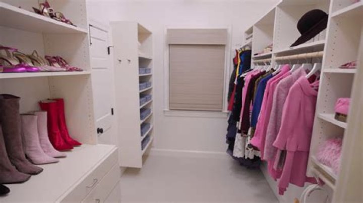 Reese Witherspoon’s Wardrobe Closet Makeover on ‘The Home Edit’ Is a ‘Legally Blonde’ Fan’s Dream