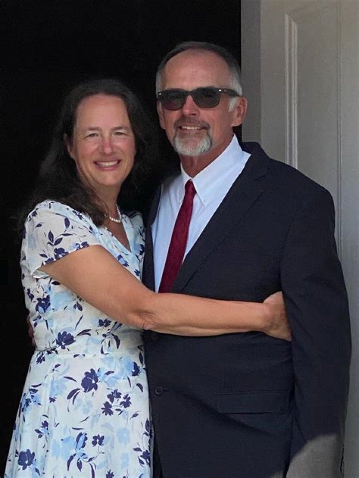 Sarah Richardson Net Worth, Husband, married life, age, wiki-bio 2022