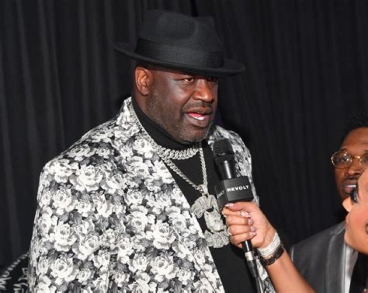 Shaq Responds To Uninformed Keith Olbermann Tweet