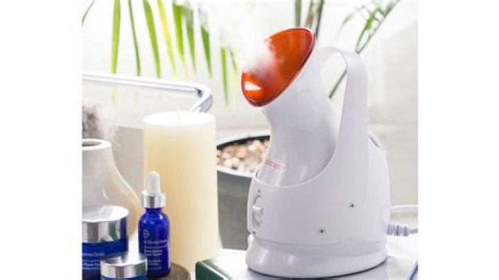 Skin Check-In With Dr. Will: Are Facial Steamers Good for Your Skin? Top Dermatologists Weigh In