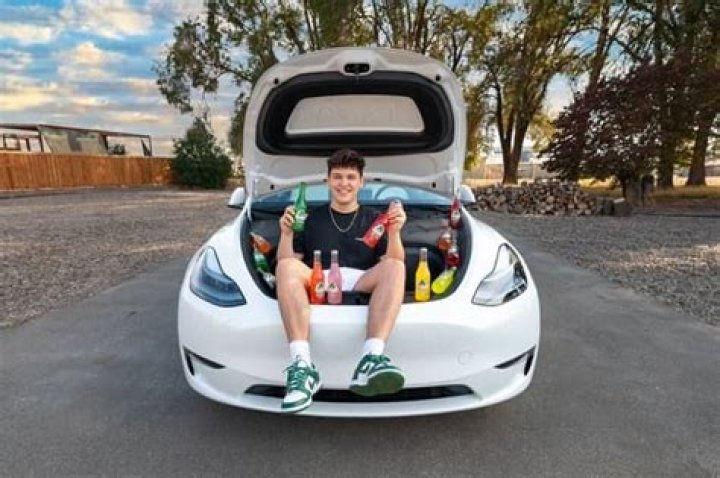 SoaR Milo Net Worth and Earnings