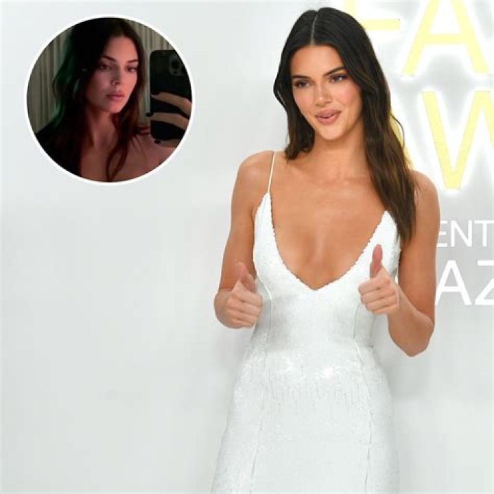 Sweet Dreams! Kendall Jenner Poses Topless in Her Bedroom and Flaunts Sexy Lingerie: See Photo