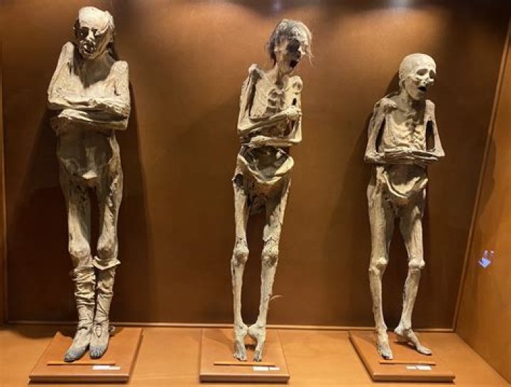 The Chilling Story Of Mexico's Screaming Corpses