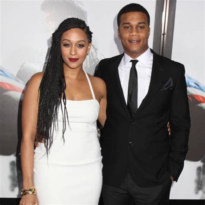 Tia Mowry-Hardrict