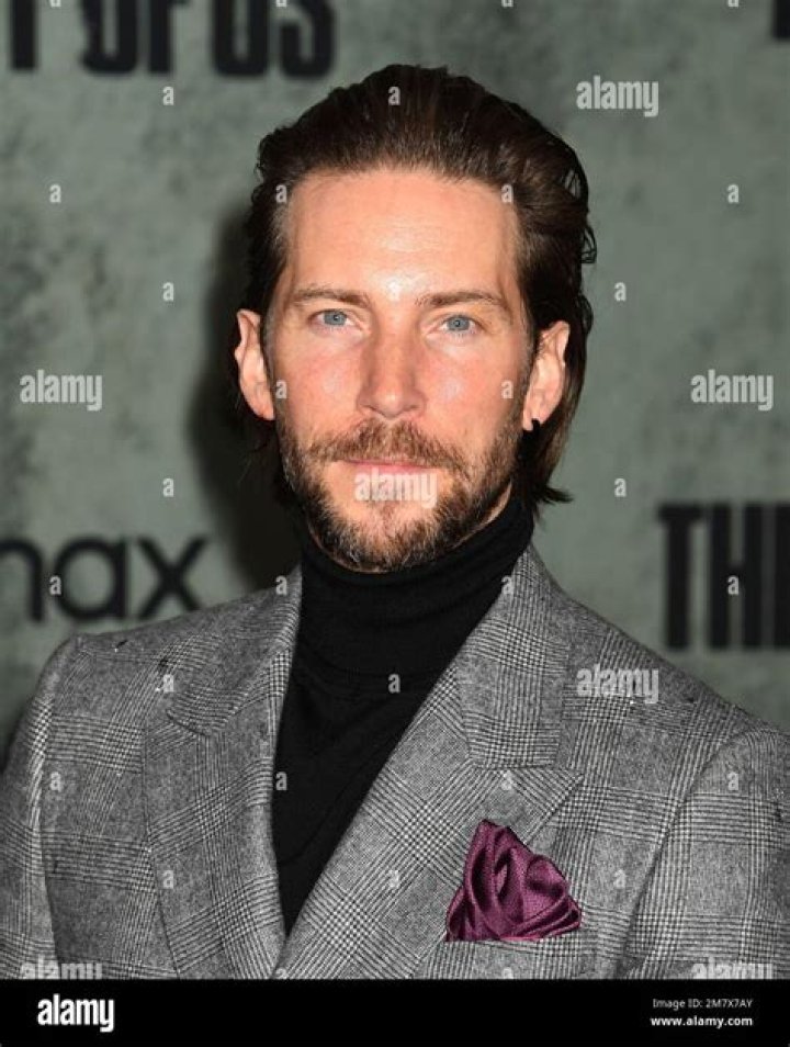 Troy Baker Bio & Wiki: Net Worth, Age, Height & Weight