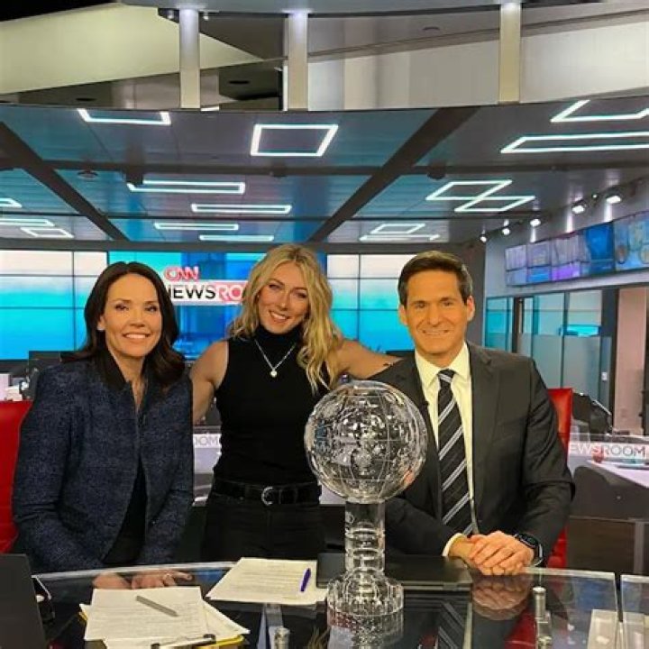 Where is Erica Hill from Today show? Her Net Worth, Salary. 2022