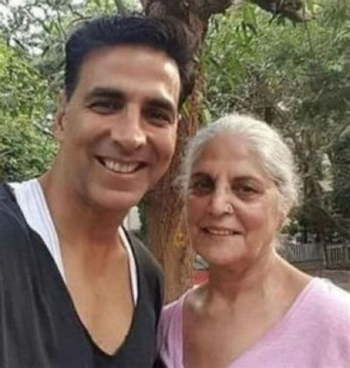 Who is Aruna Bhatia? Meet Akshay Kumar Mother Wiki, Biography, Husband, Children & Facts