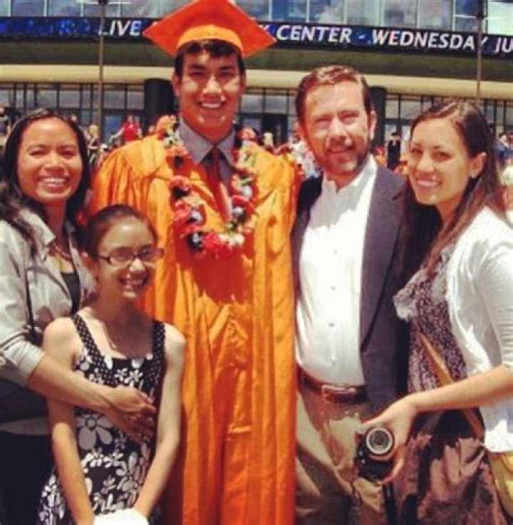 Who is Chris Conran? Bachelorette Wiki, Biography, Age, Girlfriend, Height, Family & More