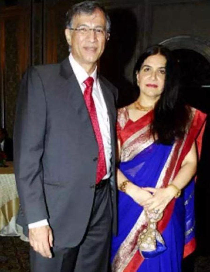 Who is Darshan Hiranandani? Wiki, Age, Wife, Net Worth, Children, Family, BIO, Birthday
